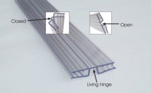 Plastic living flex hinge